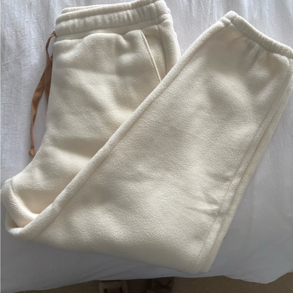 Cozy Cream Madewell Women’s Sweatpants - Picture 1 of 5
